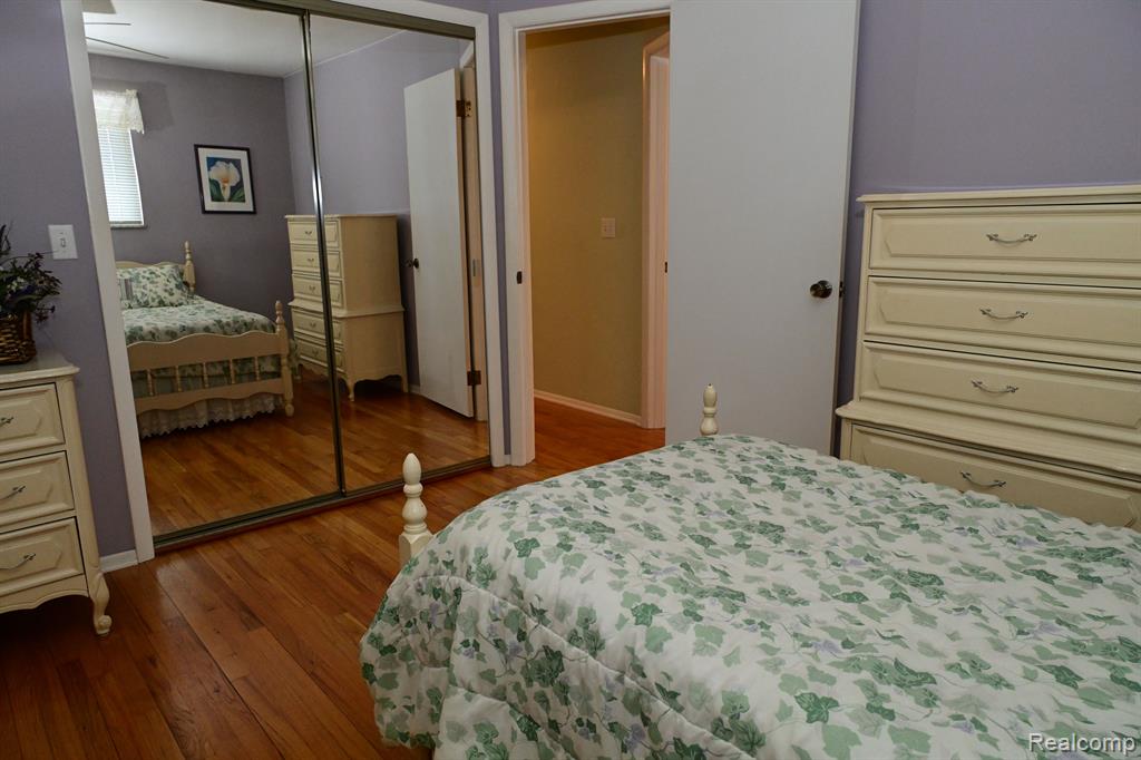 4160 MONTGOMERY Drive, Shelby Twp, MI 48316 — Photo 41