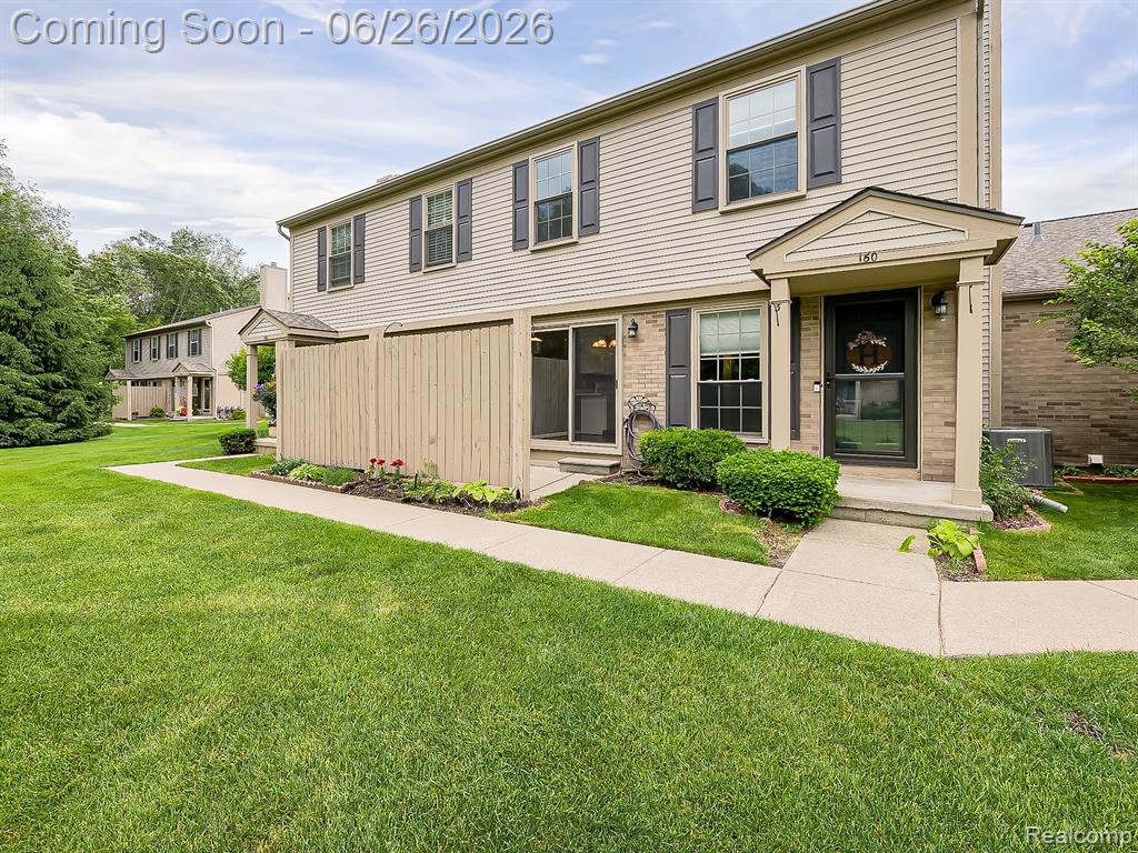 160 Pine Tree Ridge Drive, 3, Waterford, MI 48327 — front exterior