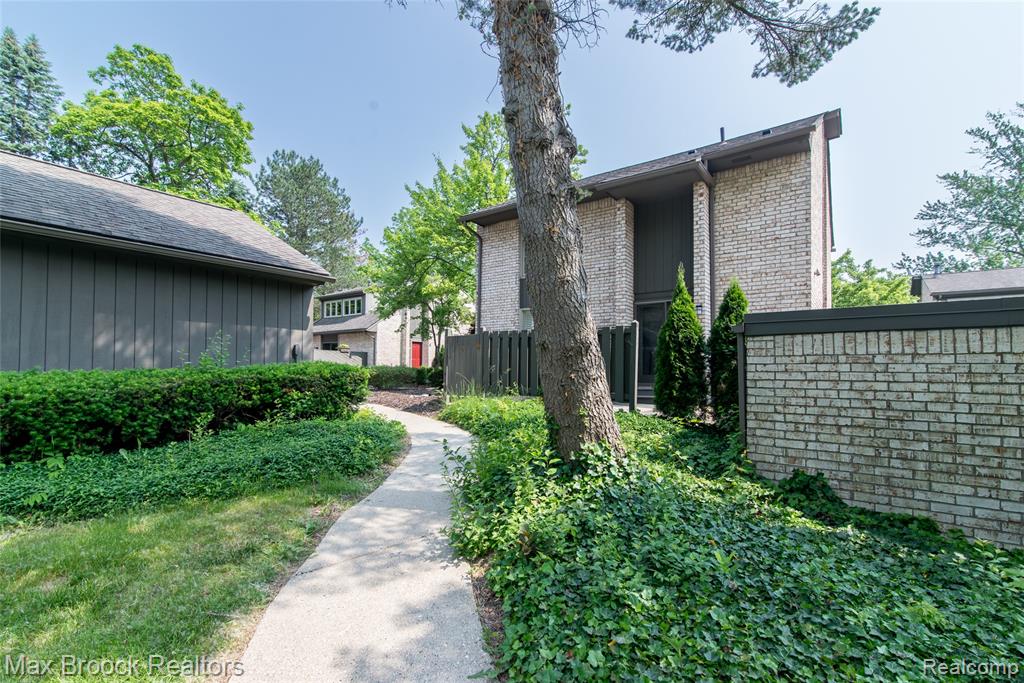 41350 Woodward Avenue, Bloomfield Hills, MI 48304 — Photo 58