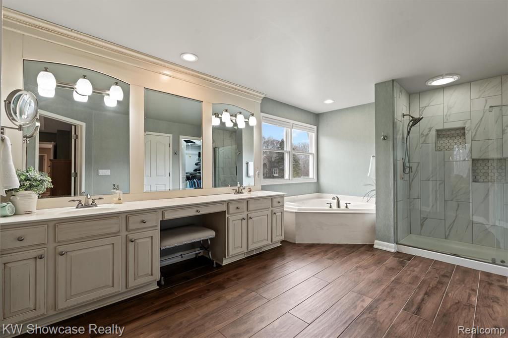 7489 Wyngate Drive, Clarkston, MI 48348 — Photo 38