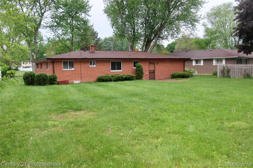 4365 Jo Drive, Saginaw, MI 48601 — Photo 40