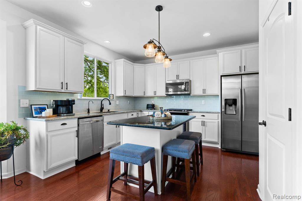 613 Olivia Drive, Milford, MI 48381 — Photo 21