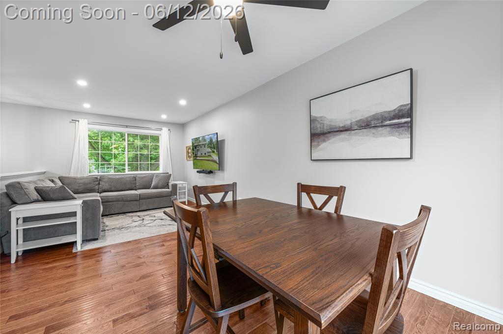 2904 Sun Terrace Drive, Hartland, MI 48353 — Photo 15