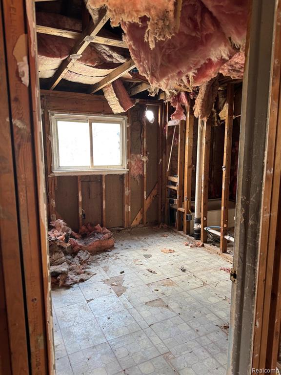 524 Crawford Street, Flint, MI 48507 — Photo 15