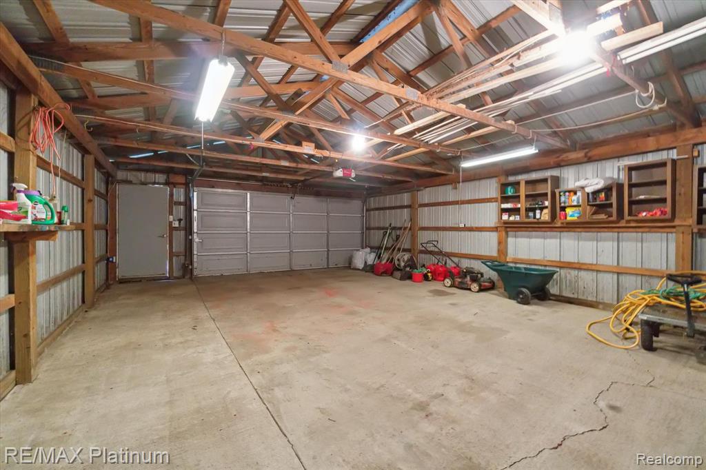 430 WILD OAK Lane, Perry, MI 48872 — Photo 5