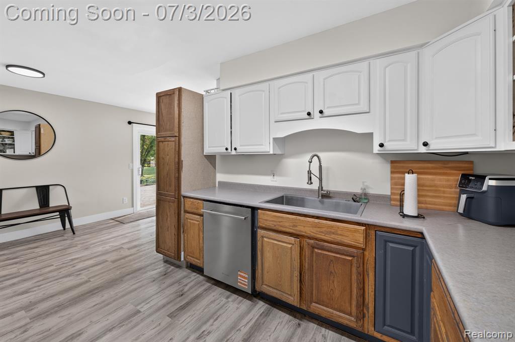 5355 N Seymour Road, Flushing, MI 48433 — Photo 12