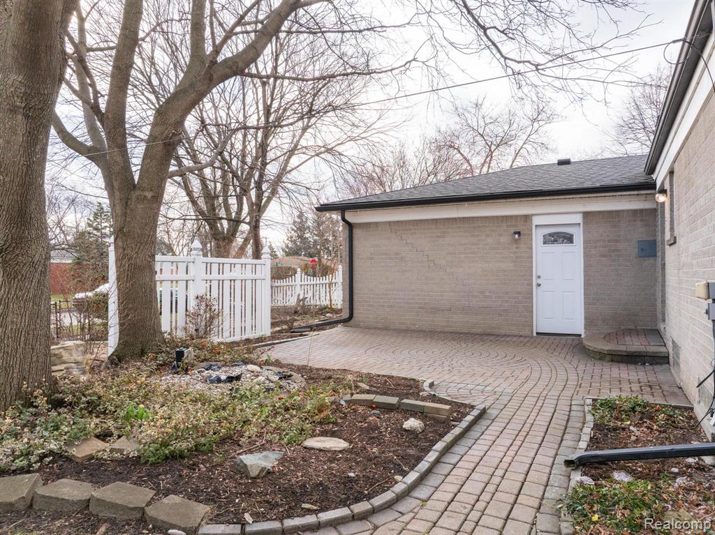 5121 McKinley Road, Warren, MI 48091 — Photo 34
