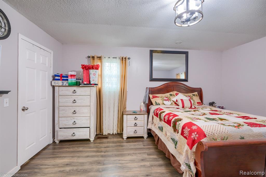 730 Stirling Street, Pontiac, MI 48340 — Photo 19