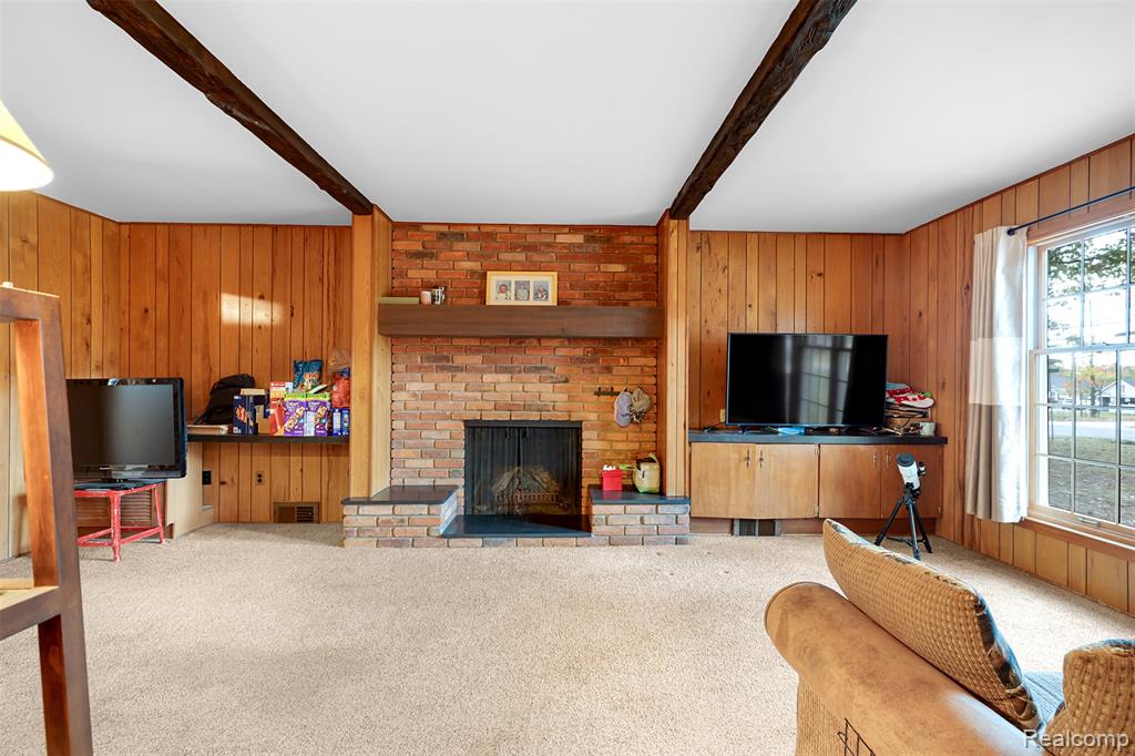 8855 Ferry Road, Grosse Ile, MI 48138 — Photo 12