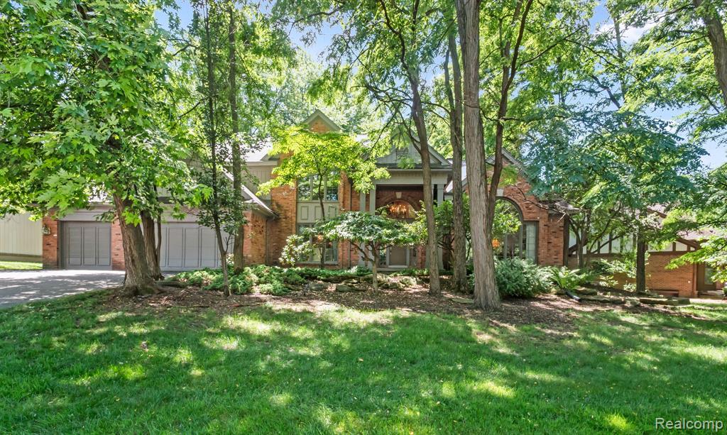 4730 Mirror Lake Drive, West Bloomfield, MI 48323 — Photo 26