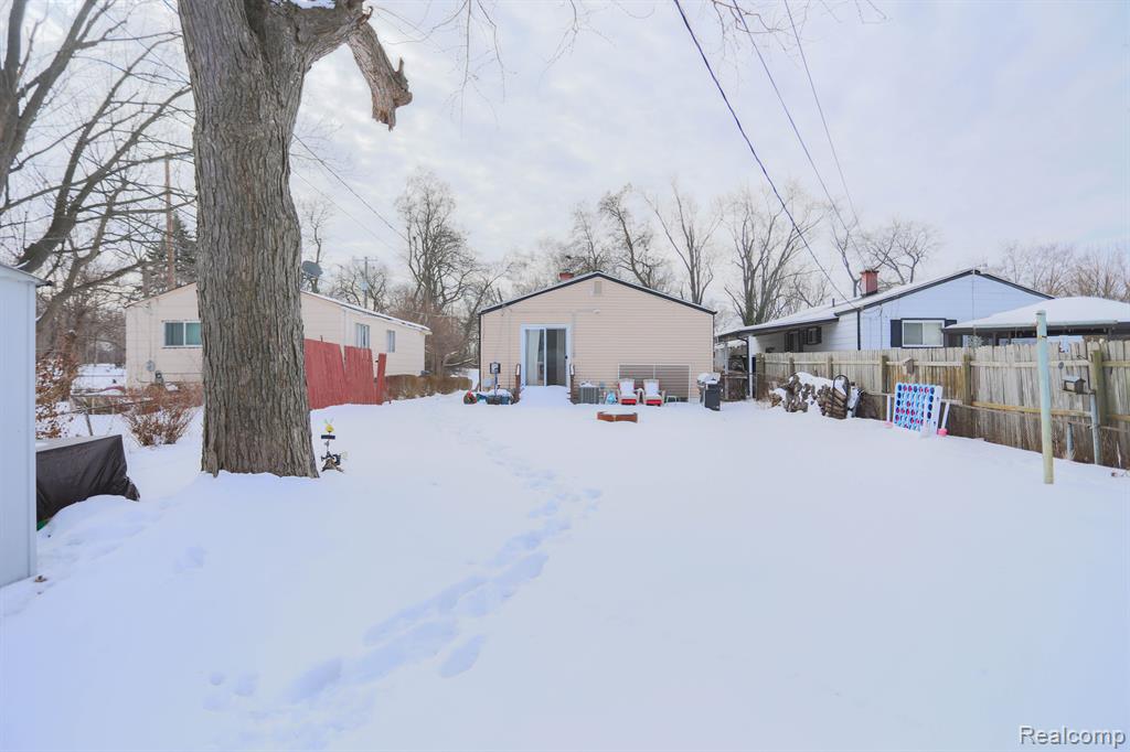 462 PEARSALL Avenue, Pontiac, MI 48341 — Photo 34