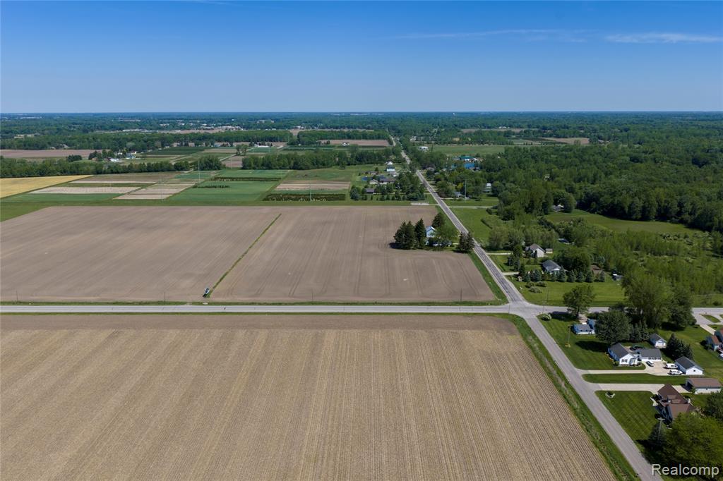 2900B S Miller Road, Saginaw, MI 48609 — Photo 10