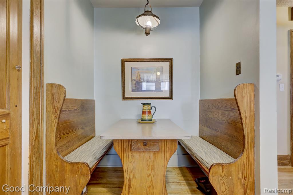 923 W 11 Mile Road, Royal Oak, MI 48067 — Photo 22