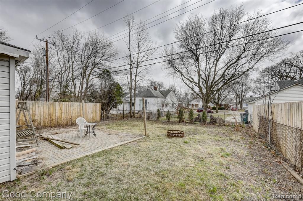 736 E Meyers Avenue, Hazel Park, MI 48030 — Photo 46