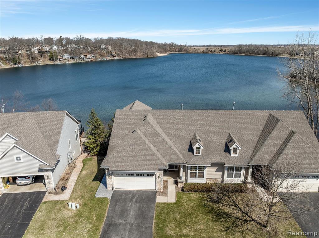 224 Stony Lake Drive, Oxford, MI 48371 — Photo 33