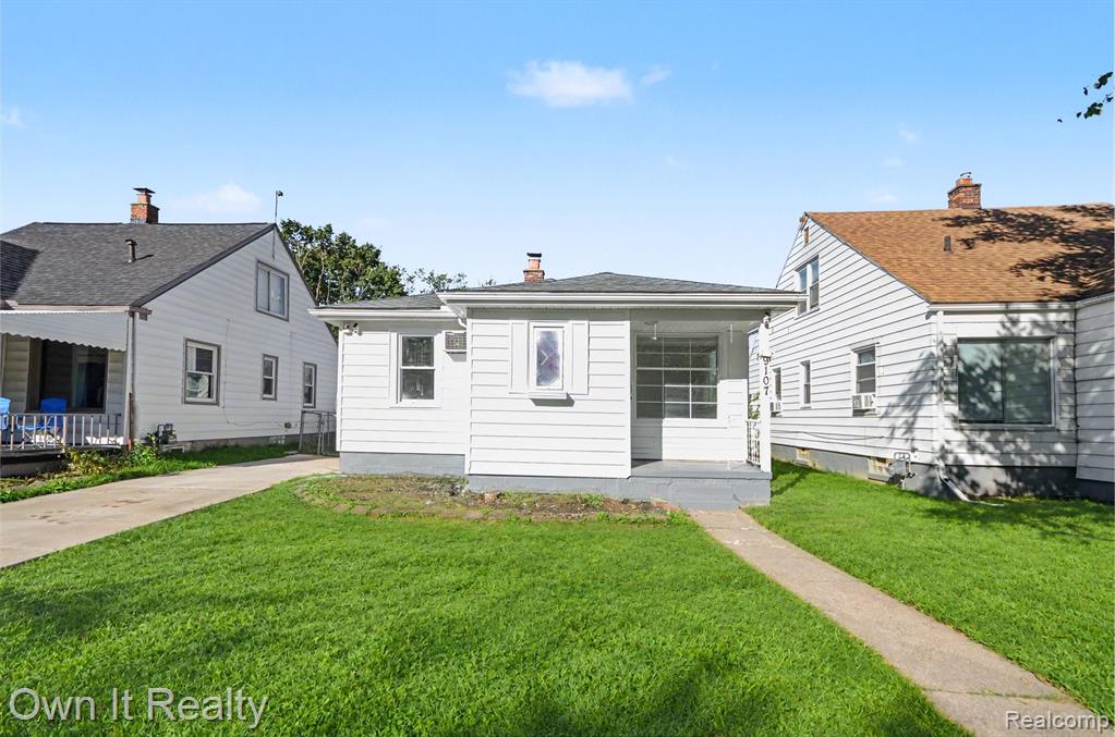 9107 Stout Street, Detroit, MI 48228