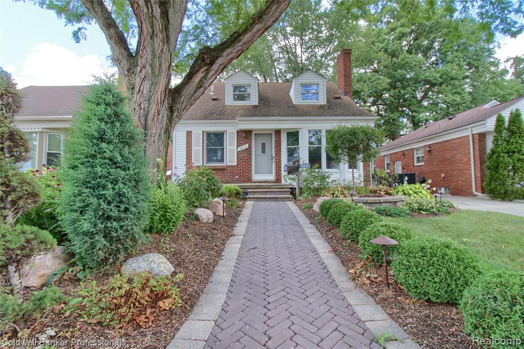 3012 Syracuse Street, Dearborn, MI 48124
