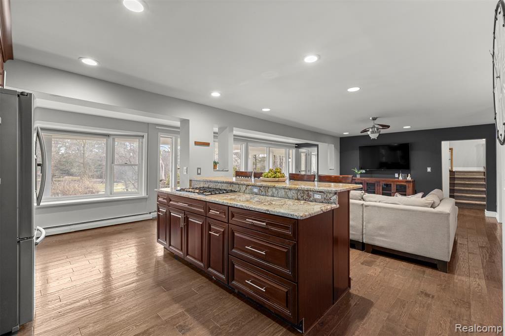 45401 W 9 Mile Road, Novi, MI — Photo 14