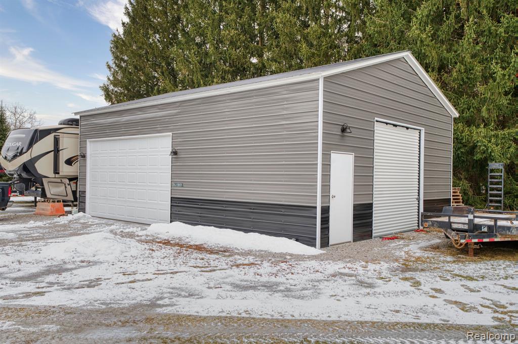 5217 BULL RUN Road, Gregory, MI 48137 — Photo 25