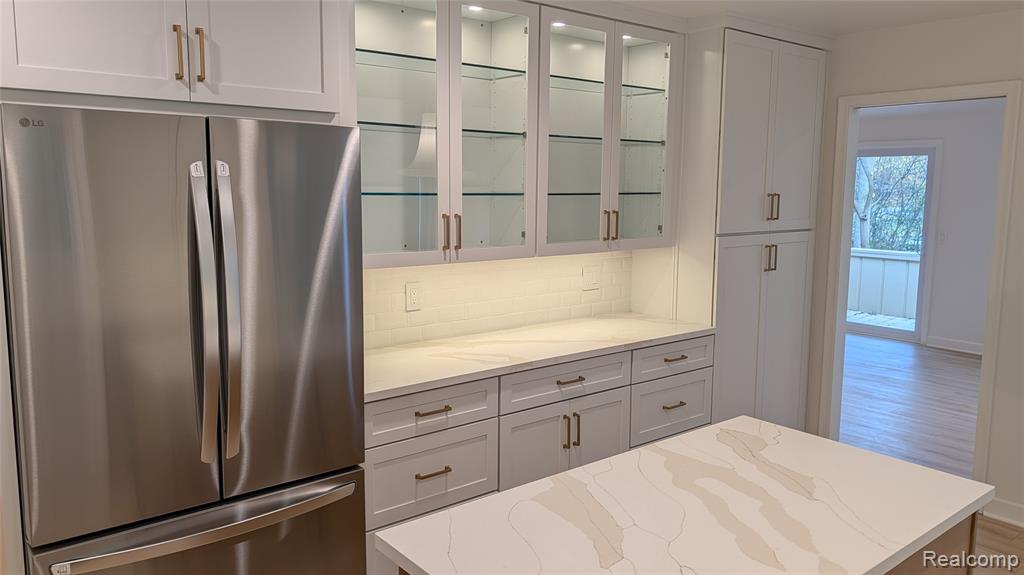2014 Waldons Court S, West Bloomfield, MI — Photo 8