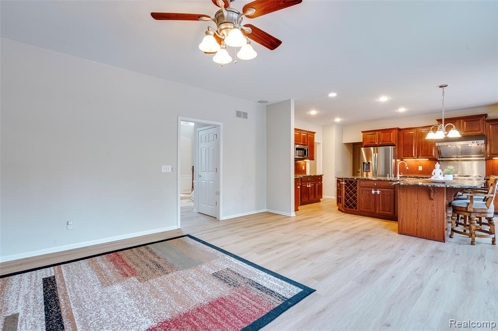 50042 Black Horse Lane, Canton, MI 48188 — Photo 28