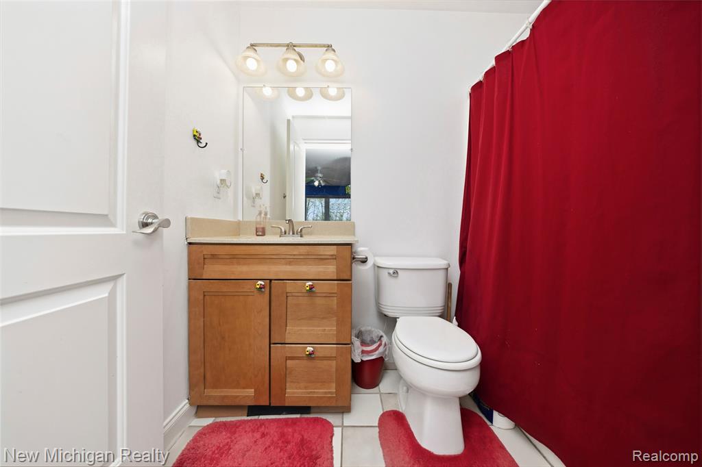 13445 Millie Court, Holly, MI 48442 — Photo 47