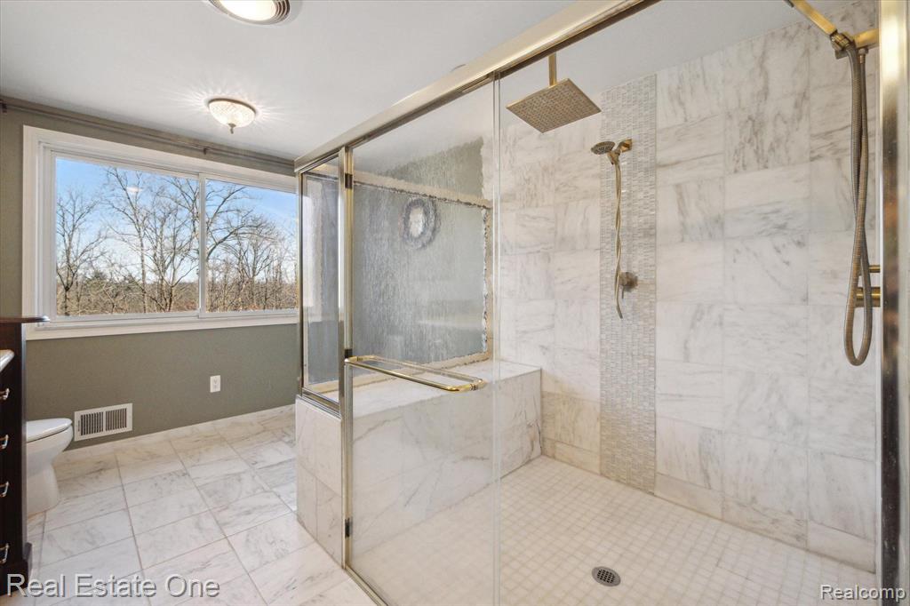 5363 HIGH COURT Way, West Bloomfield, MI 48323 — Photo 37