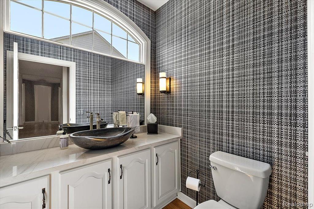 40211 BEXLEY Way, Northville, MI 48168 — Photo 54