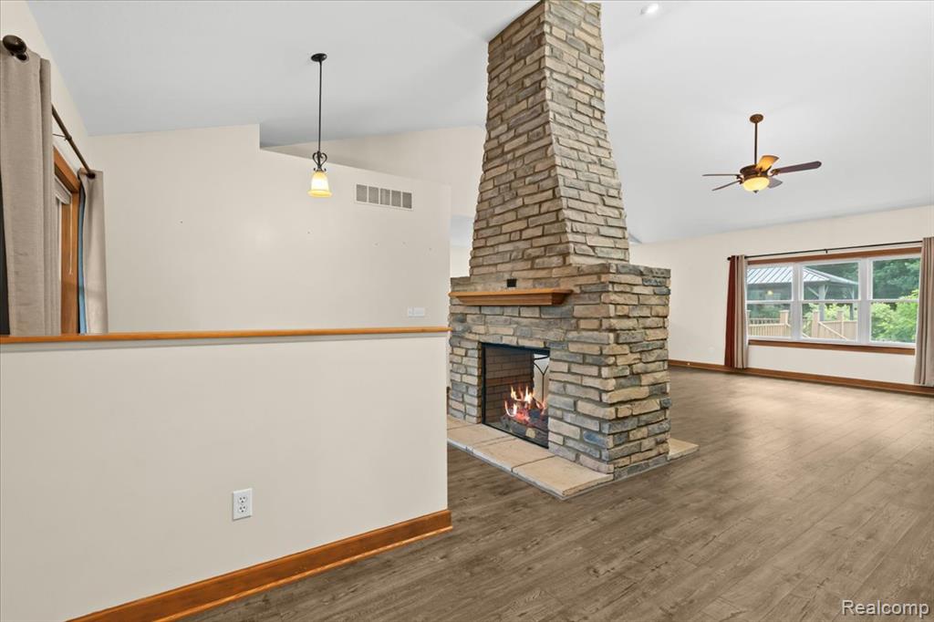 6318 MAPLE Avenue, Swartz Creek, MI 48473 — Photo 5