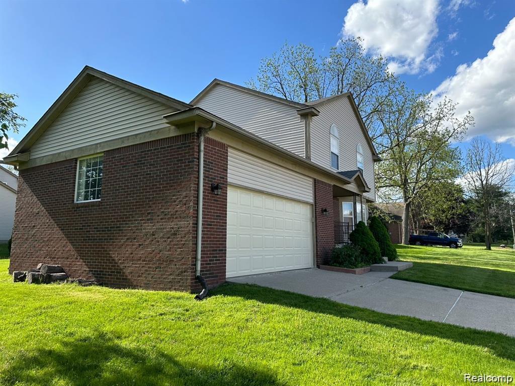 3970 ORCHARD VIEW Avenue, Rochester Hills, MI 48307 — Photo 12