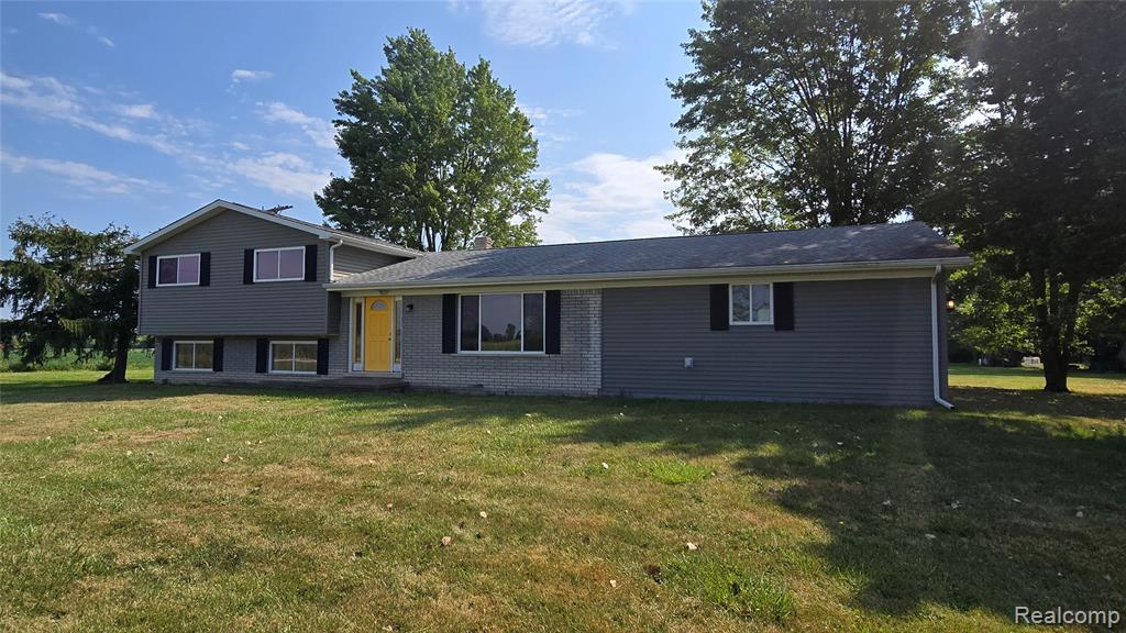 1695 Stoddard Road, Columbus, MI — Photo 3