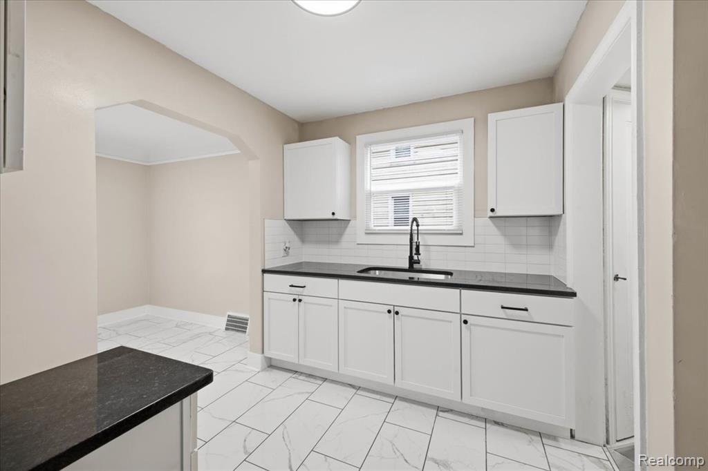 19365 Goddard Street, Detroit, MI 48234 — Photo 12