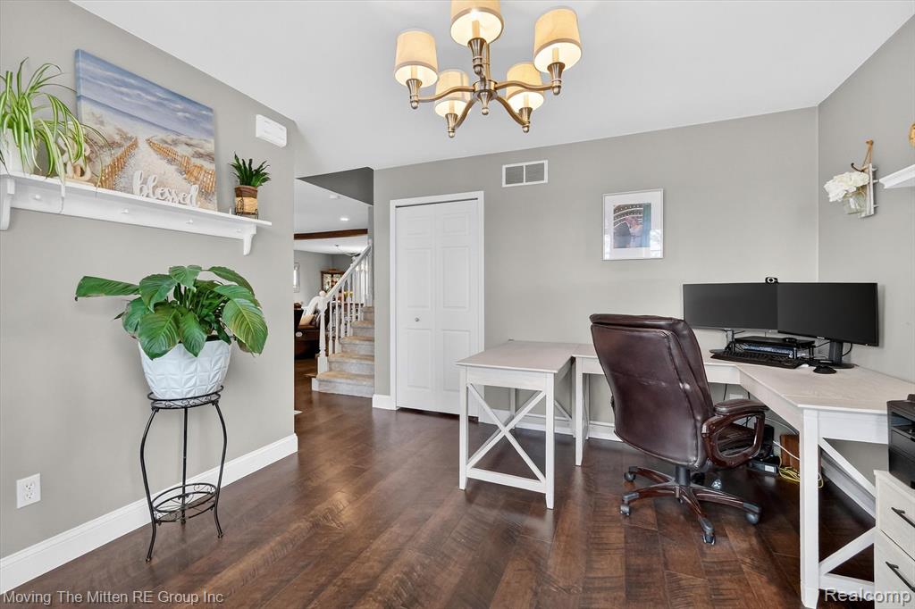 10129 Walnut Shores Drive, Fenton, MI 48430 — Photo 19