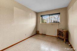 2051 AVONDALE Street, Sylvan Lake, MI 48320 — Photo 14