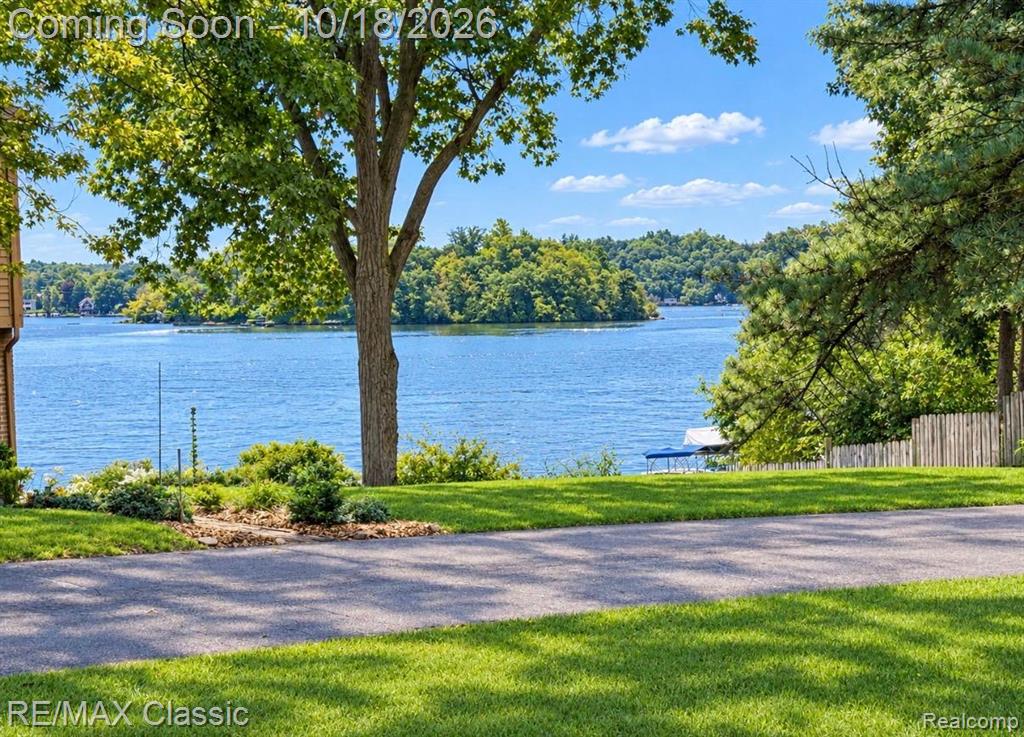 Vacant Lakeview Drive, Highland, MI 48356