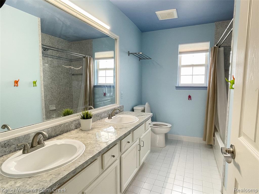 4927 Ravine Court, Ann Arbor, MI 48105 — Photo 14