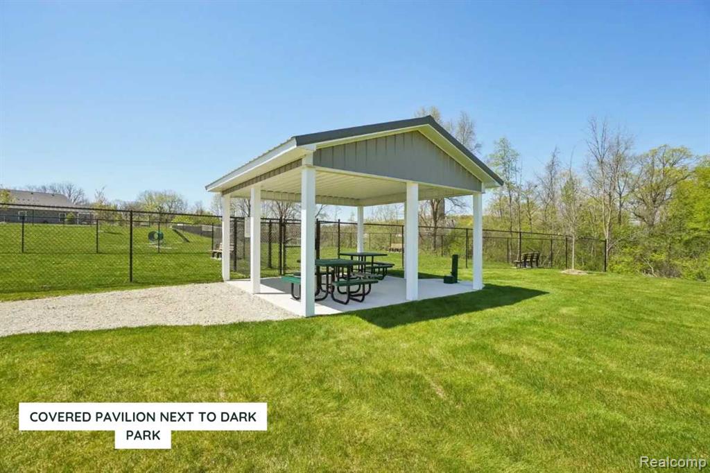 441 Jubilee Drive, Whitmore Lake, MI 48189 — Photo 35
