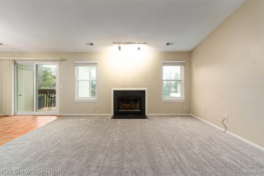 4980 OAK HILL Drive, 66, Waterford, MI 48329 — Photo 13