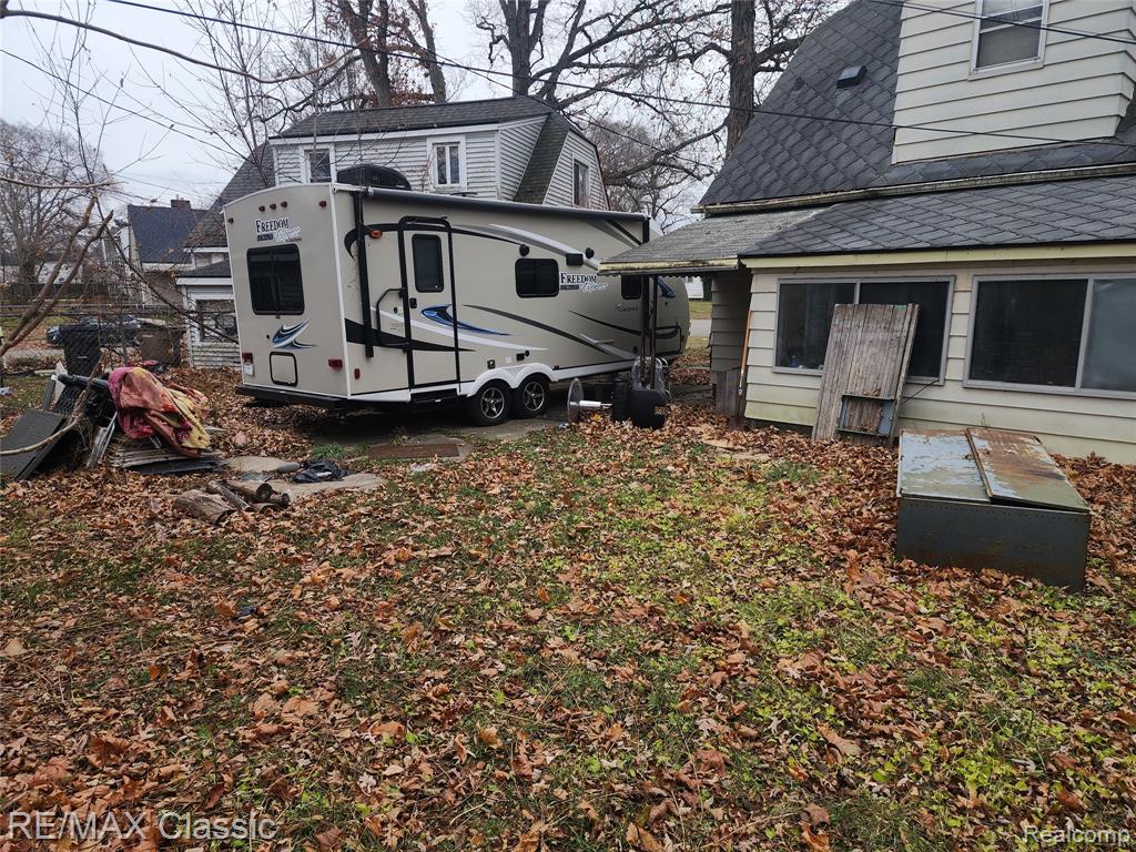 643 E Kennett Road, Pontiac, MI 48340 — Photo 11