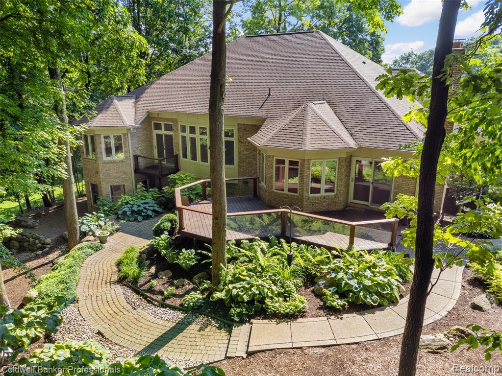 8661 DEERWOOD Road, Clarkston, MI 48348 — Photo 3