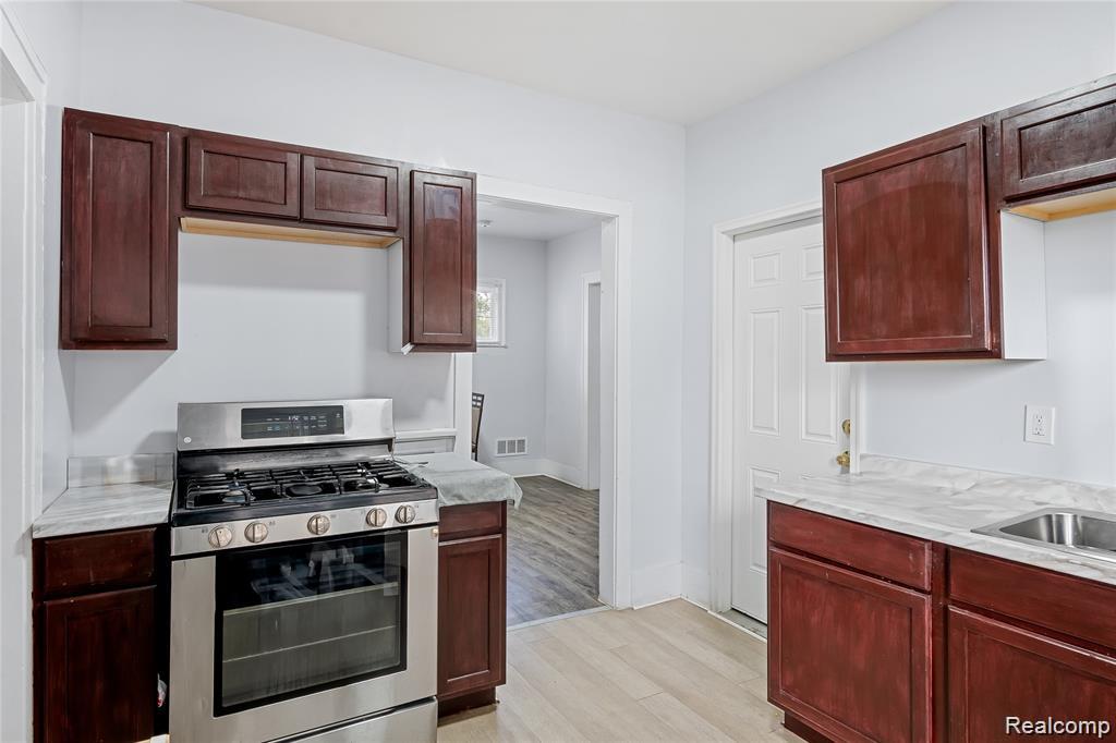 5015 Vancouver Street, Detroit, MI 48204 — Photo 13