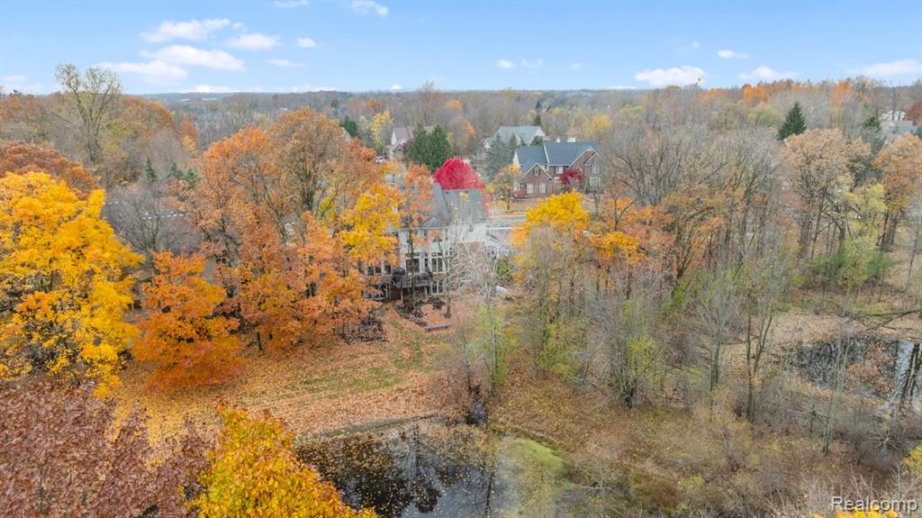 6775 Carlyle Crossing, West Bloomfield, MI — Photo 50