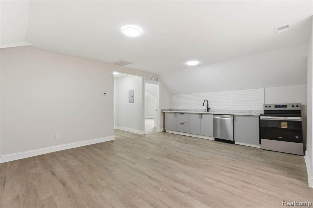 4635 John R Street, Detroit, MI 48201 — Photo 11