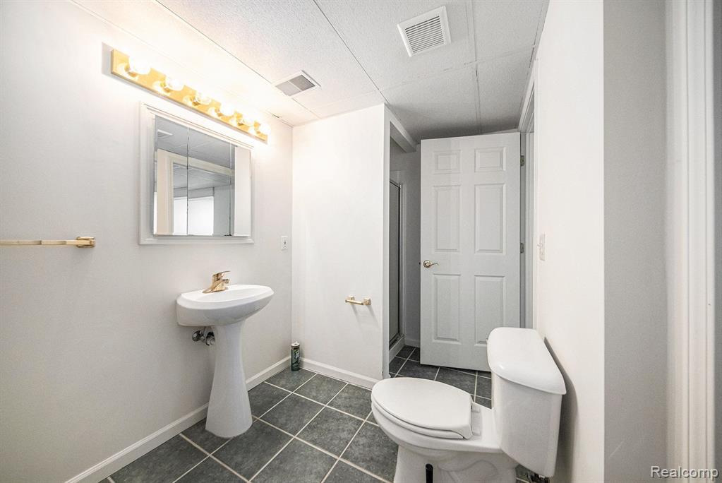 4848 HILLWAY Court, Ann Arbor, MI 48105 — Photo 34
