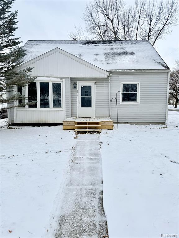 453 Riverside Avenue, Adrian, MI 49221 — Photo 2