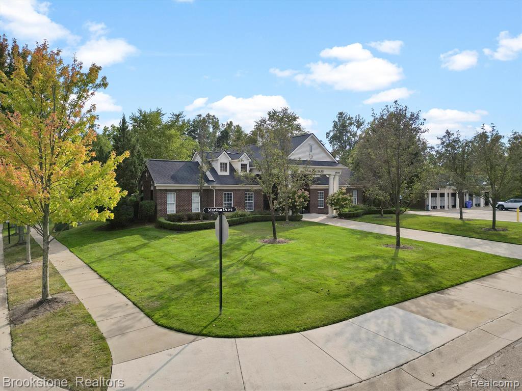 30101 Chantel Drive, Walled Lake, MI 48390 — Photo 29