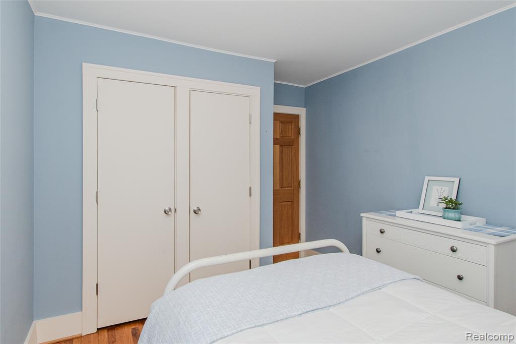 927 N Maple Avenue, Royal Oak, MI 48067 — Photo 27