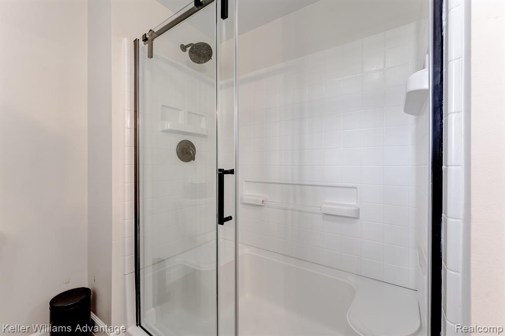 47397 Bartlett Drive, Canton, MI 48187 — Photo 28