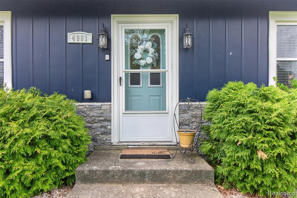 4901 Ann Arbor Road, Jackson, MI 49201 — Photo 8