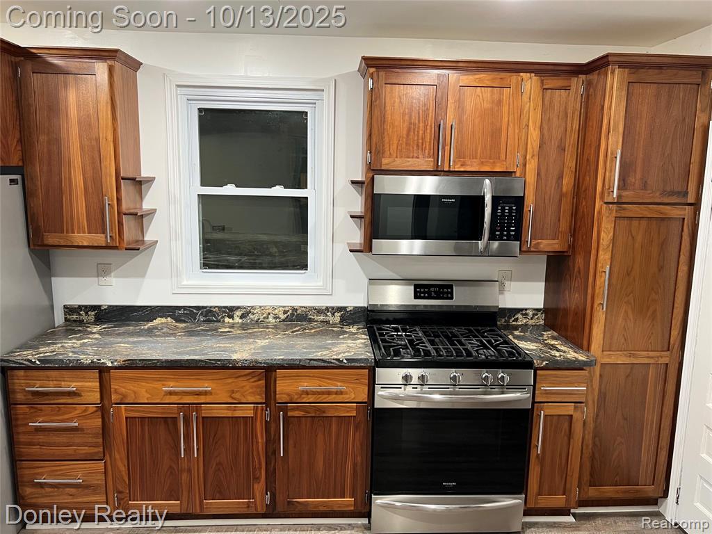 420 Lytle Avenue, Harbor Beach, MI 48441 — Photo 2